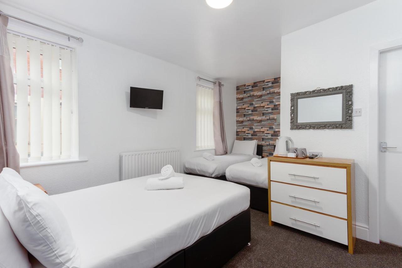 The Sandringham Court Hotel & Apartment Welcoming Large And Small Groups For 15 Years Μπλάκπουλ Εξωτερικό φωτογραφία