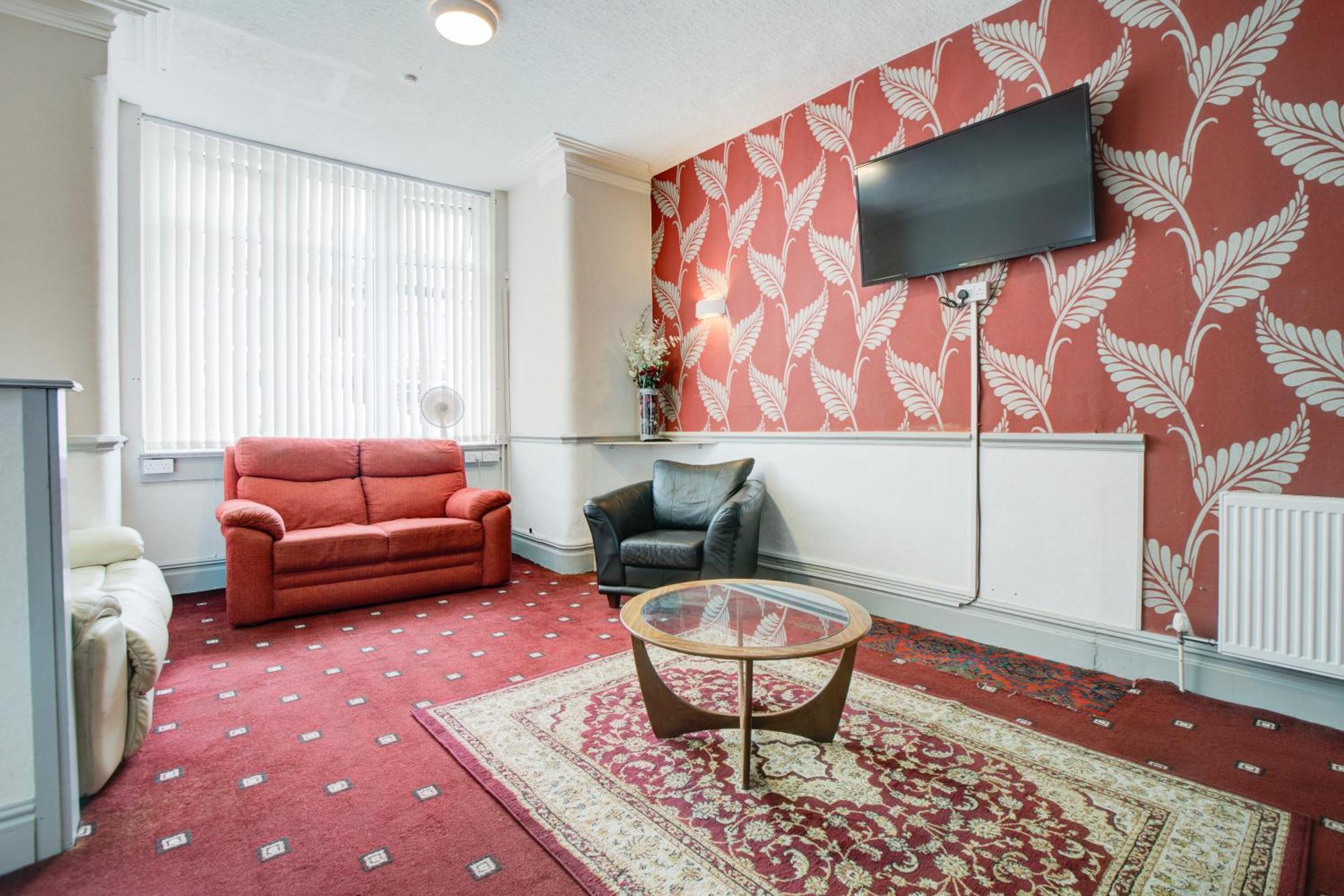 The Sandringham Court Hotel & Apartment Welcoming Large And Small Groups For 15 Years Μπλάκπουλ Εξωτερικό φωτογραφία