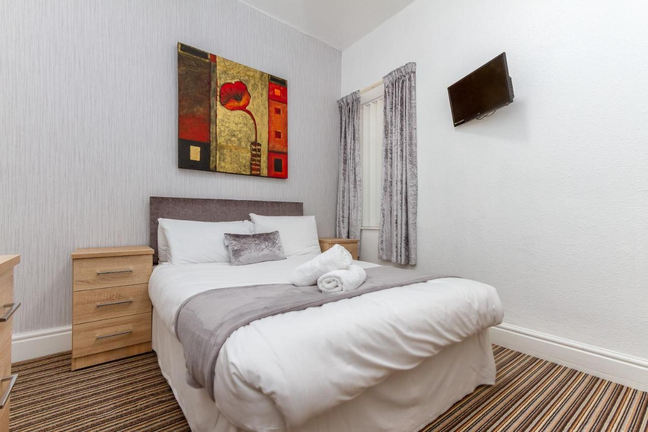 The Sandringham Court Hotel & Apartment Welcoming Large And Small Groups For 15 Years Μπλάκπουλ Εξωτερικό φωτογραφία