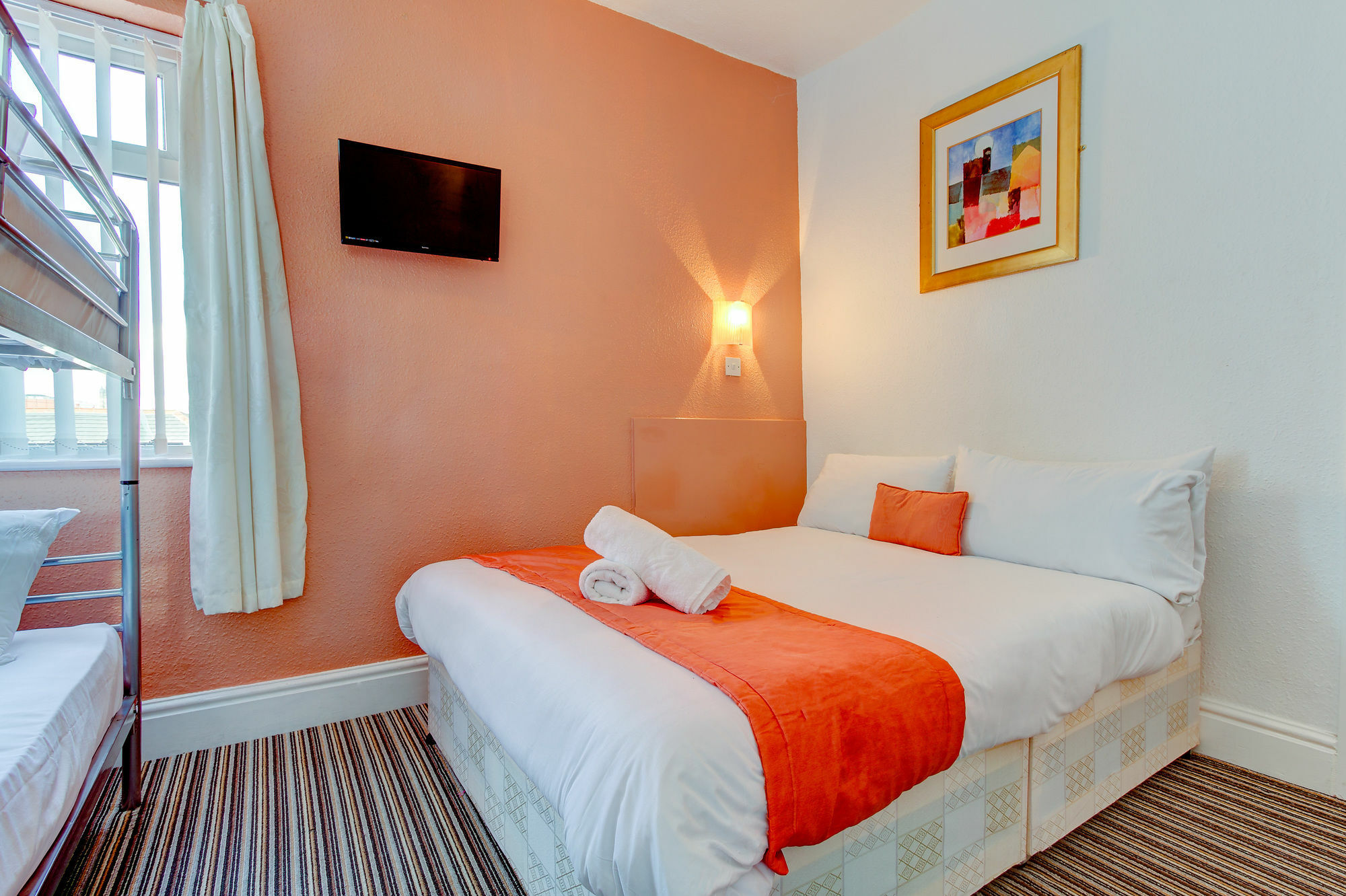 The Sandringham Court Hotel & Apartment Welcoming Large And Small Groups For 15 Years Μπλάκπουλ Εξωτερικό φωτογραφία